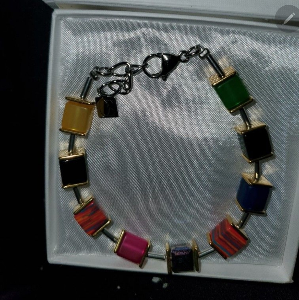 Bracelet and earrings set. Couer de lion